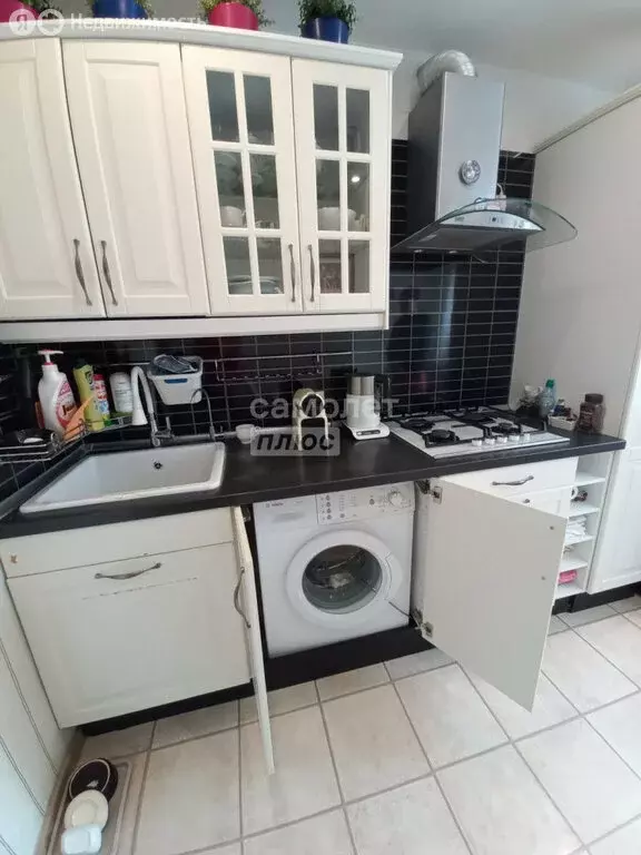 3-комнатная квартира: Дзержинск, Октябрьская улица, 6 (67.9 м) - Фото 2