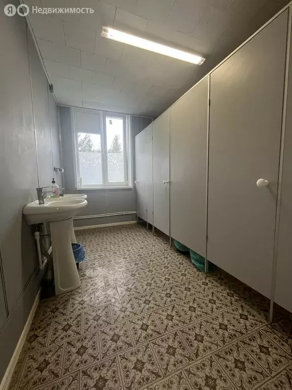 Помещение свободного назначения (323.7 м) - Фото 1