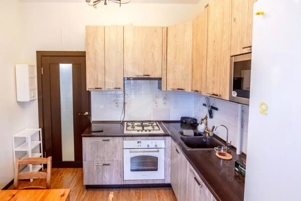 1-к кв. Москва ул. Алексея Свиридова, 13К2 (37.0 м) - Фото 2