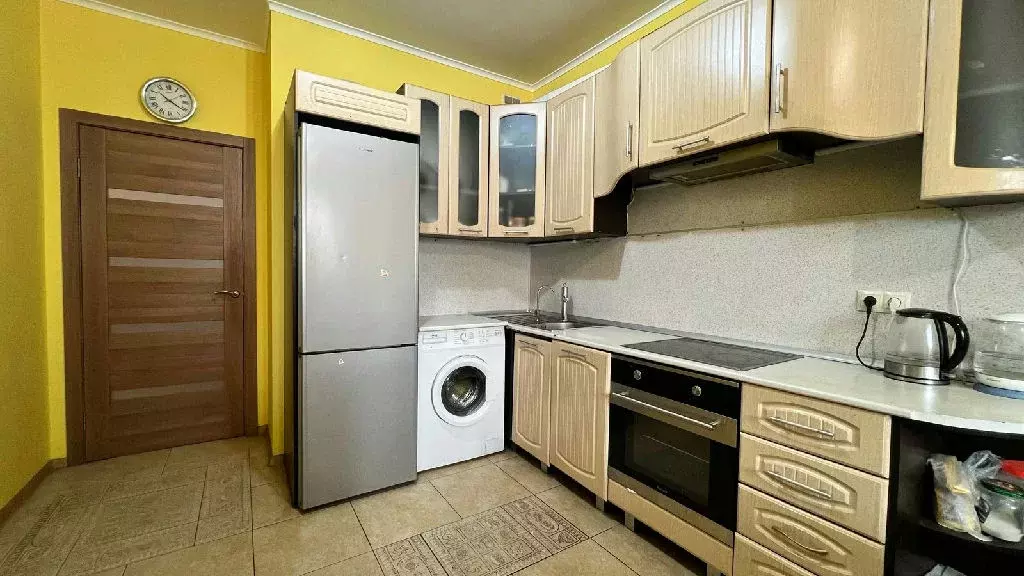 Продается 3-комнатная квартира - Фото 1