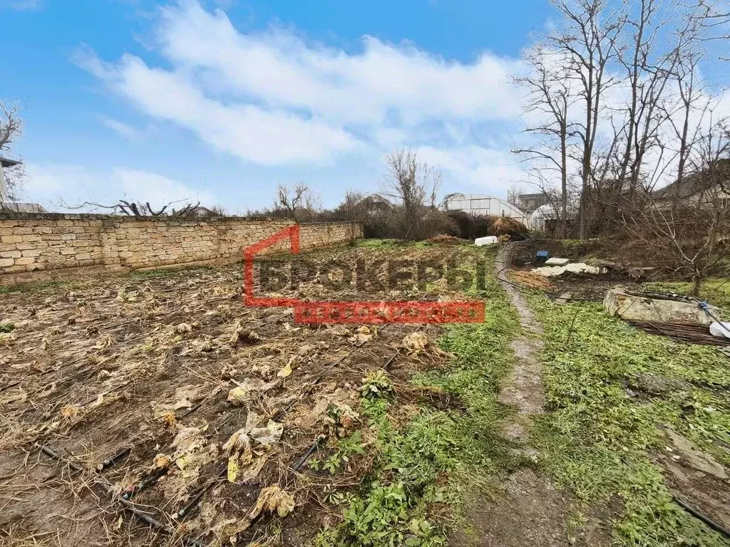Участок в Крым, Бахчисарайский район, с. Угловое ул. Комарова, 9 (15.6 ... - Фото 1
