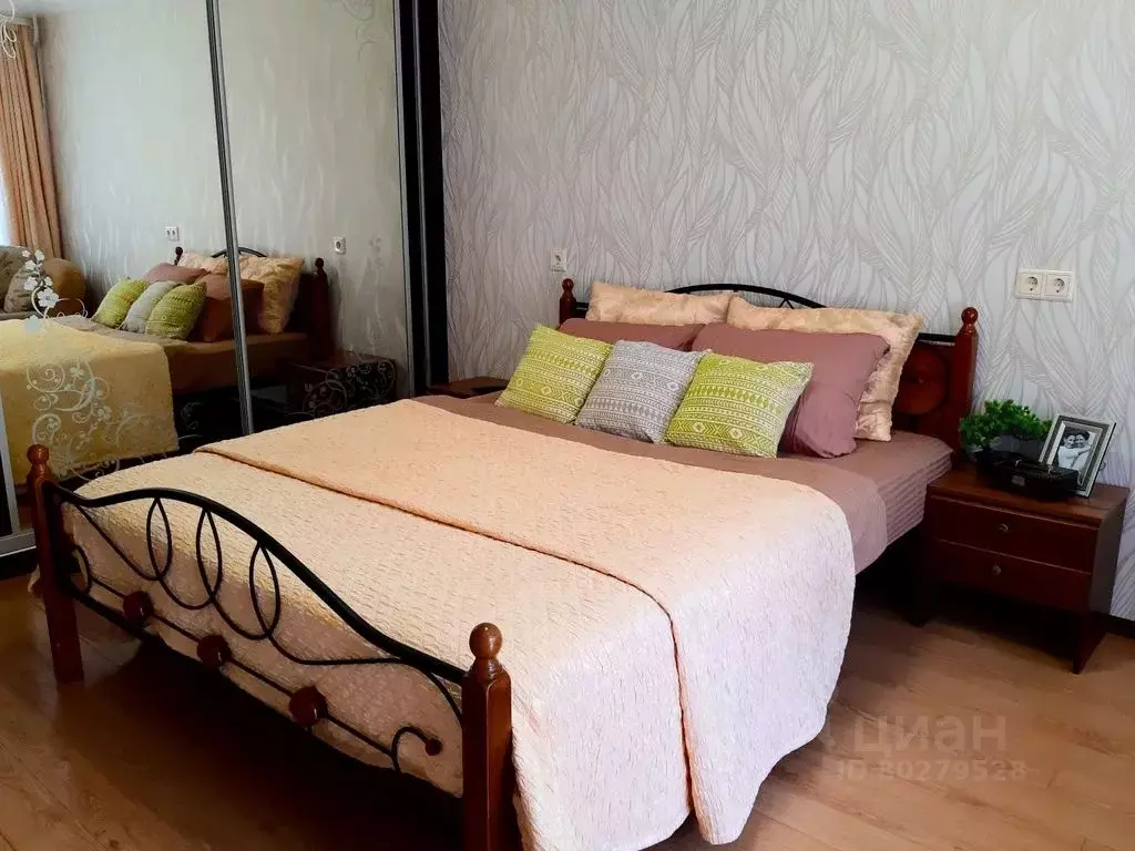 1-к кв. Свердловская область, Екатеринбург ул. Ясная, 14 (37.0 м) - Фото 2