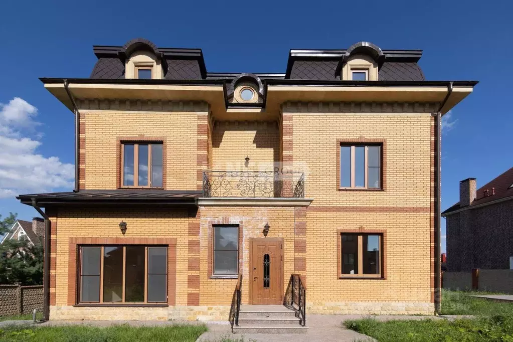 Дом в Москва д. Софьино, ул. Соловьиная, 9 (584 м) - Фото 1