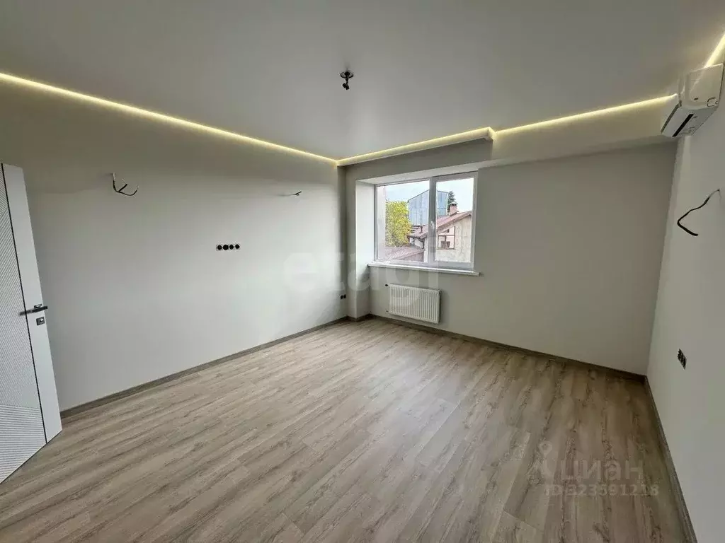 1-к кв. Крым, Ялта муниципальный округ, Массандра пгт ш. Южнобережное, ... - Фото 0