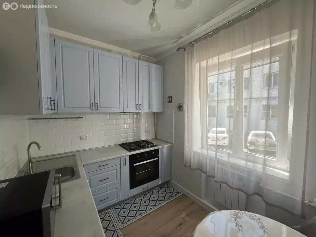 2-комнатная квартира: Туапсе, улица Полетаева, 25 (52.2 м) - Фото 1