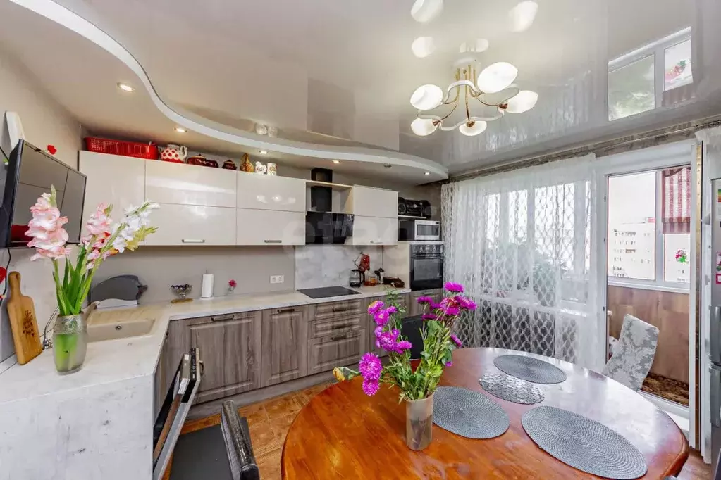 3-к кв. Тюменская область, Тюмень Широтная ул., 104к2 (93.8 м) - Фото 1