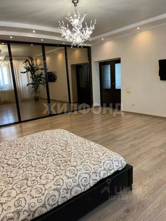 3-к кв. Хакасия, Абакан ул. Стофато, 4 (147.7 м) - Фото 1