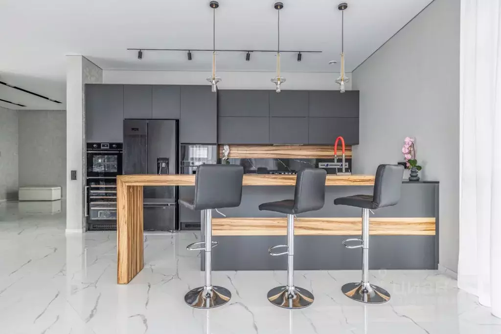 Дом в Москва д. Милюково, ул. Чистые Ключи (460 м) - Фото 1