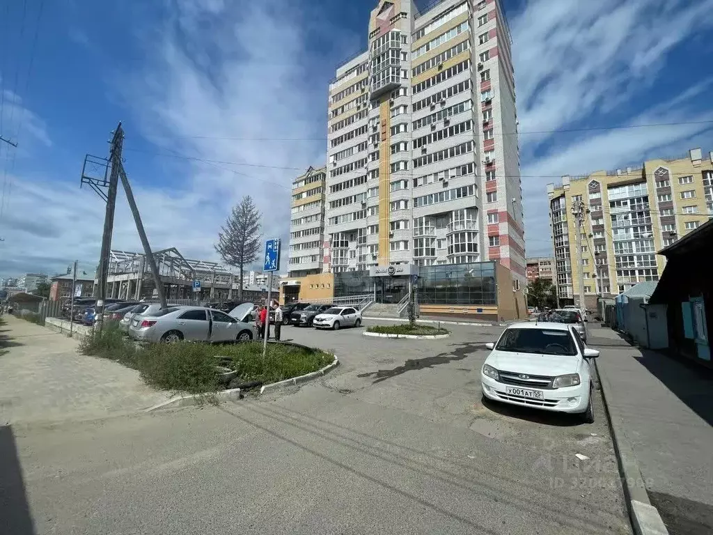 2-к кв. Омская область, Омск ул. Куйбышева, 113к1 (57.6 м) - Фото 1