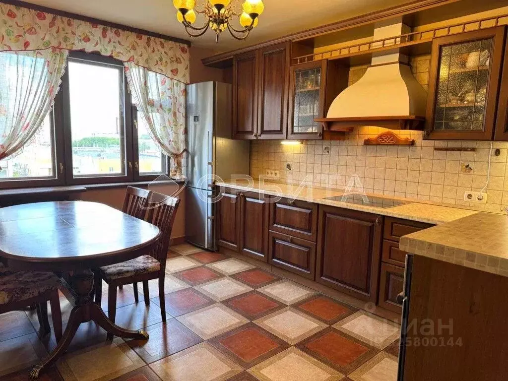 3-к кв. Тюменская область, Тюмень ул. Пермякова, 68к1 (96.3 м) - Фото 1