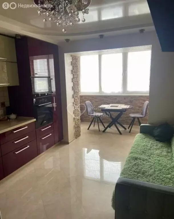 1-комнатная квартира: Волгоград, улица Маршала Ерёменко, 42 (51 м) - Фото 1