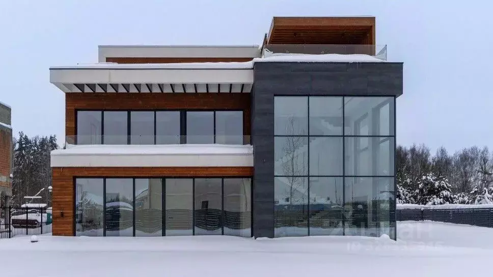 Коттедж в Московская область, Красногорск городской округ, д. ... - Фото 1