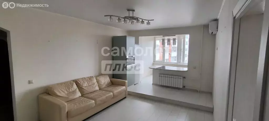 3-комнатная квартира: Москва, проспект Защитников Москвы, 8 (80 м) - Фото 1