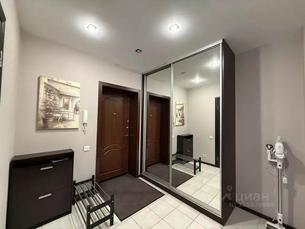 2-к кв. Свердловская область, Екатеринбург ул. Ключевская, 15 (57.0 м) - Фото 2