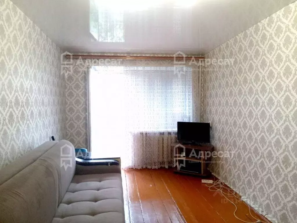 1-к кв. Волгоградская область, Волгоград ул. Кирова, 106 (29.3 м) - Фото 0