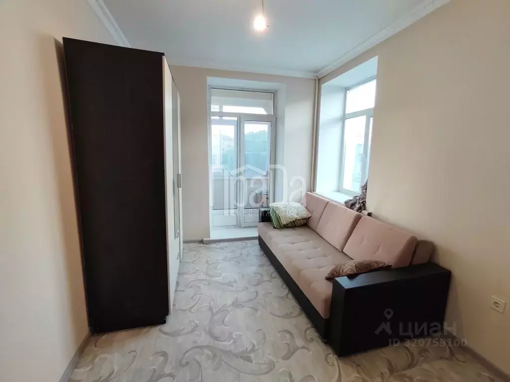 2-к кв. Красноярский край, Красноярск Свободный просп., 42 (56.9 м) - Фото 1