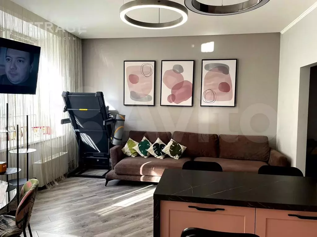 3-к. квартира, 82,4 м, 1/9 эт. - Фото 1