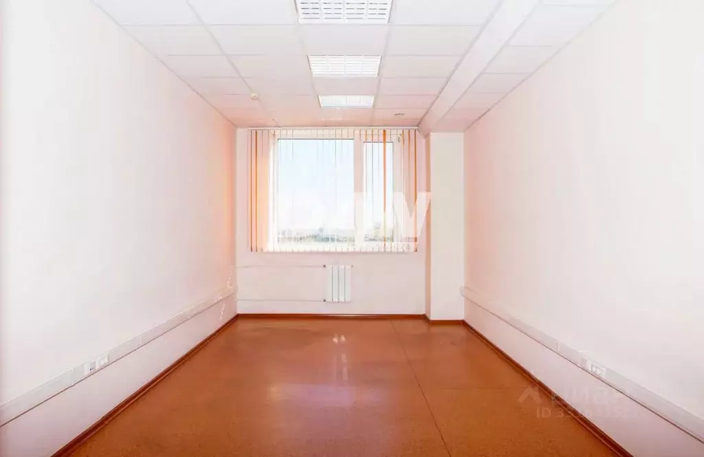 Офис в Челябинская область, Челябинск просп. Ленина, 2К (19 м) - Фото 1