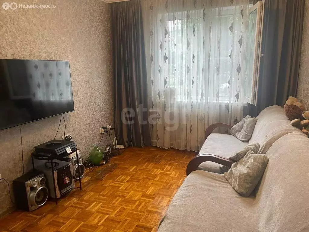 2-комнатная квартира: Владикавказ, улица Куйбышева, 134А (58 м) - Фото 0
