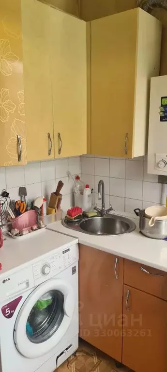 2-к кв. Крым, Симферополь ул. Гагарина, 30 (47.0 м) - Фото 2