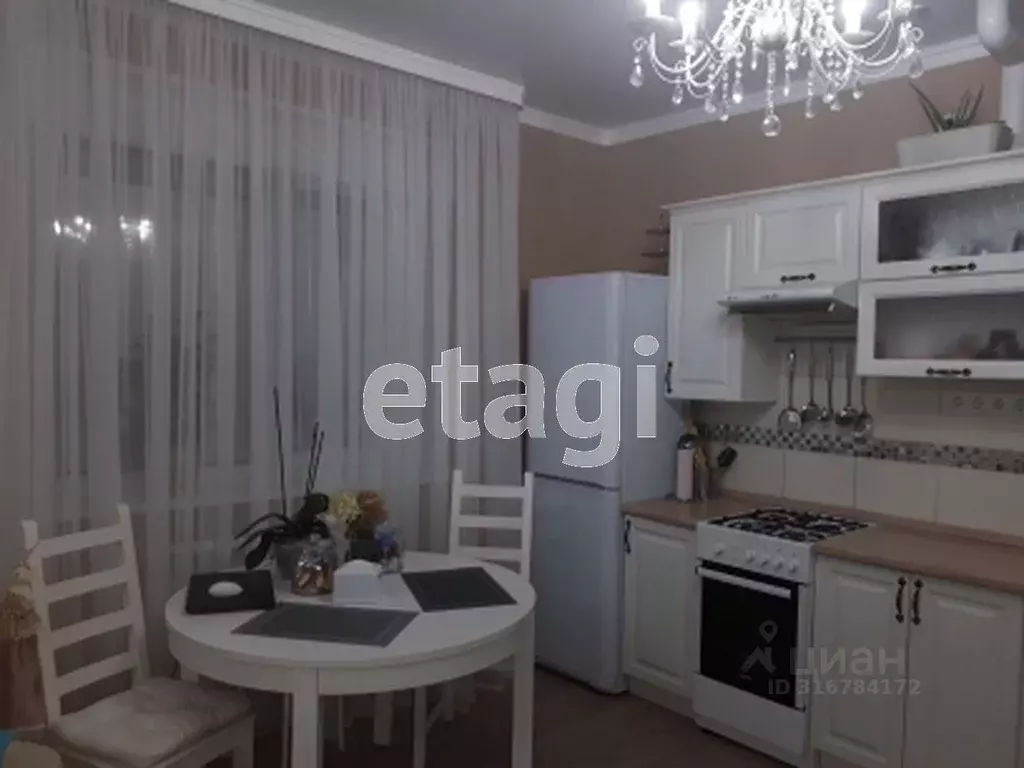 Дом в Омская область, Кормиловка рп ул. Ленина, 50 (133 м) - Фото 0