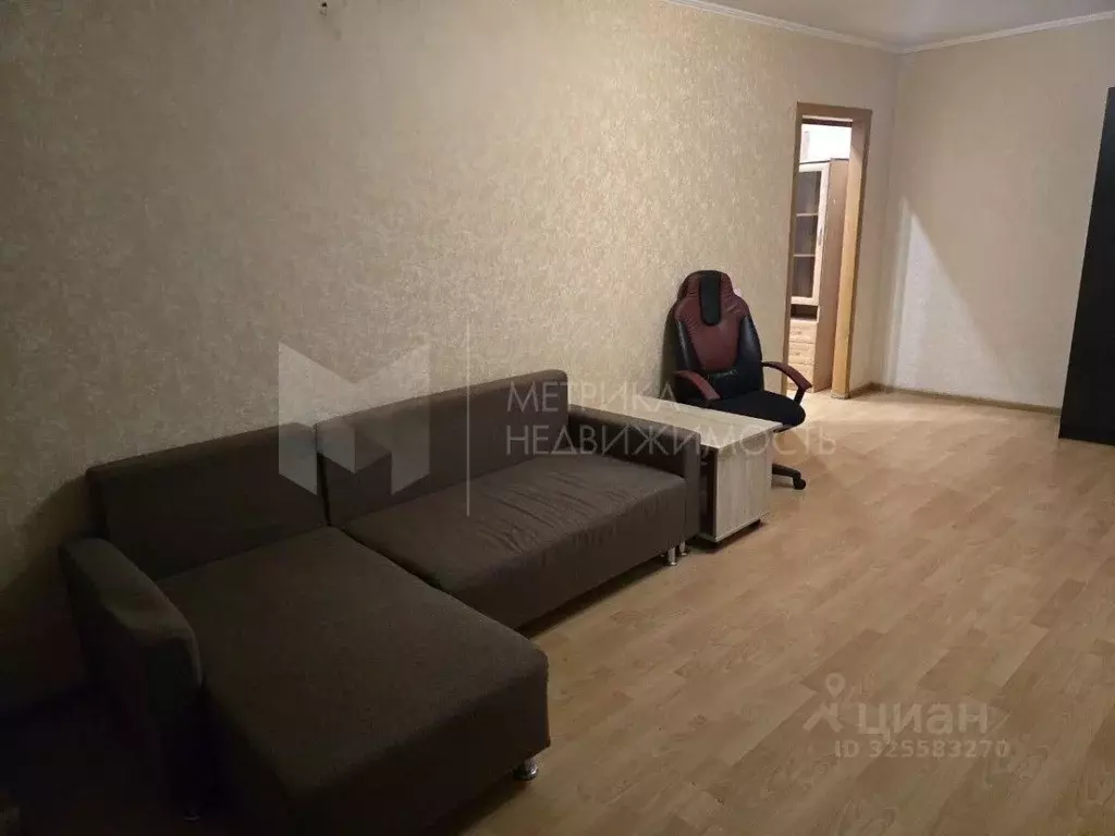 1-к кв. Тюменская область, Тюмень ул. Западносибирская, 12к3 (35.8 м) - Фото 2