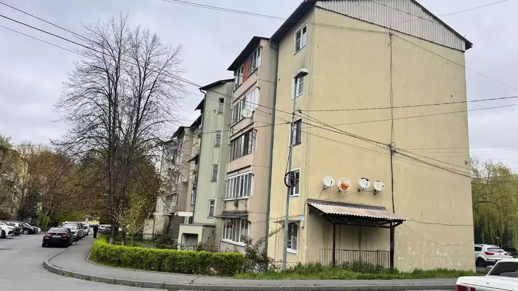 1-к кв. Северная Осетия, Владикавказ ул. Куйбышева, 126к3 (37.1 м) - Фото 1