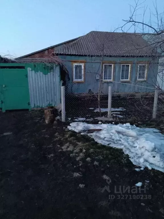 Дом в Курская область, Поселок Медвенка муниципальное образование, ... - Фото 2