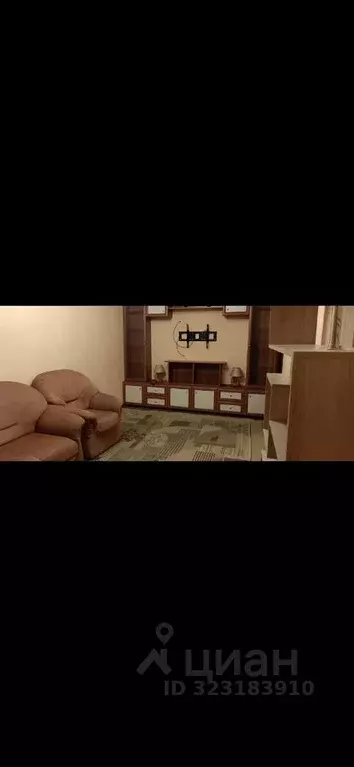 3-к кв. Белгородская область, Белгород ул. Есенина, 48 (80.0 м) - Фото 1