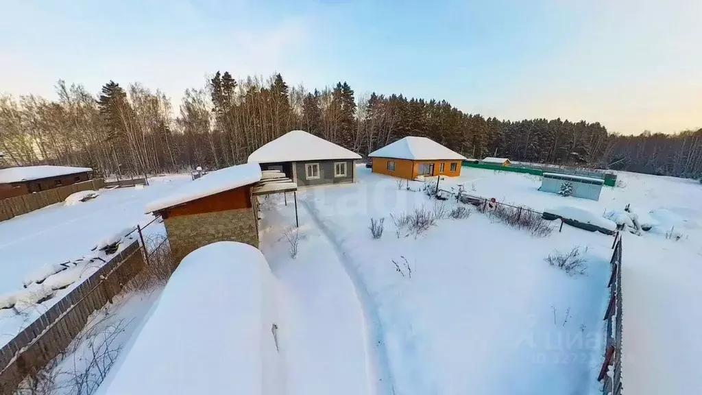 Дом в Тюменская область, Тюменский муниципальный округ, д. Падерина  ... - Фото 1