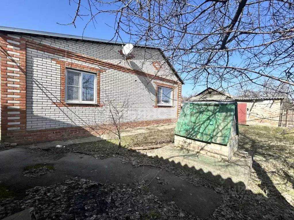 Дом в Ростовская область, Тацинский район, Михайлов хут. ул. Чапаева ... - Фото 1