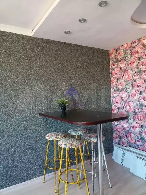 Комната 18 м в 8-к., 9/9 эт. - Фото 0