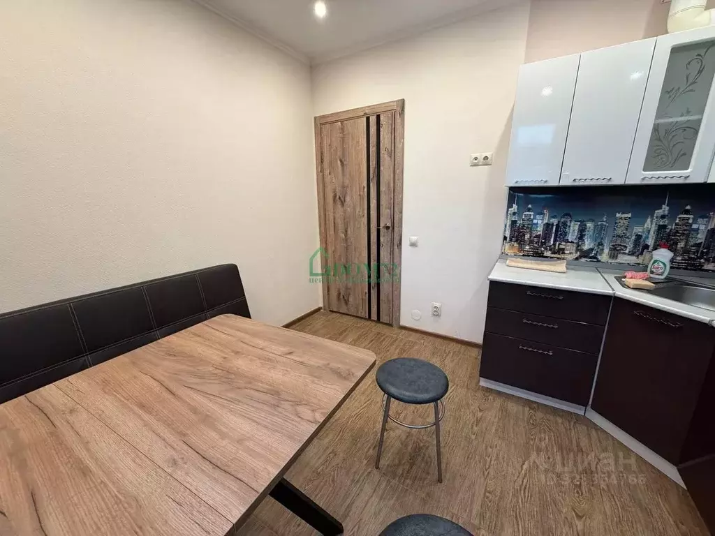 1-к кв. Тюменская область, Тобольск 15-й мкр, 18 (35.0 м) - Фото 2