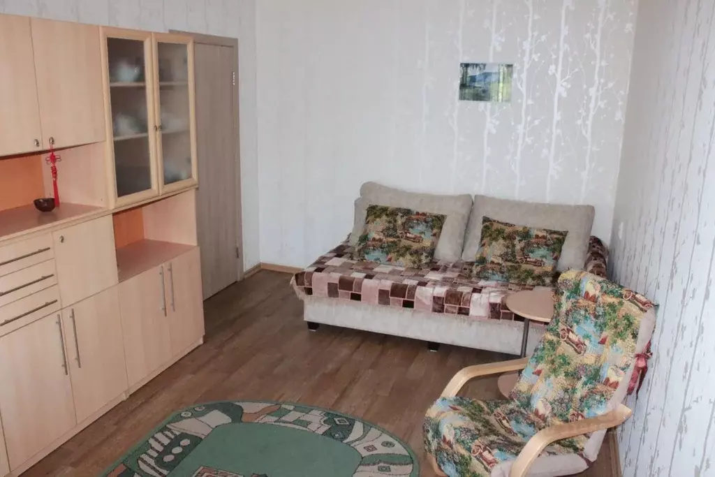 3-к кв. Челябинская область, Челябинск Батумская ул., 14 (65.0 м) - Фото 1