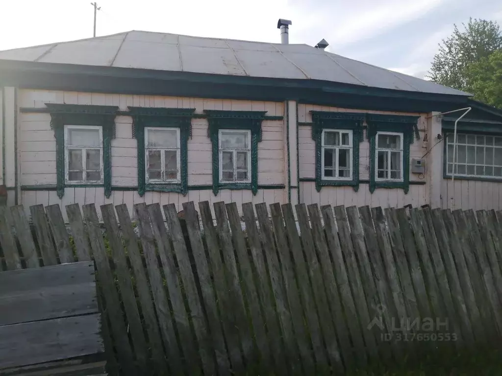 Дом в Рязанская область, Сасовский муниципальный округ, с. Агломазово ... - Фото 1