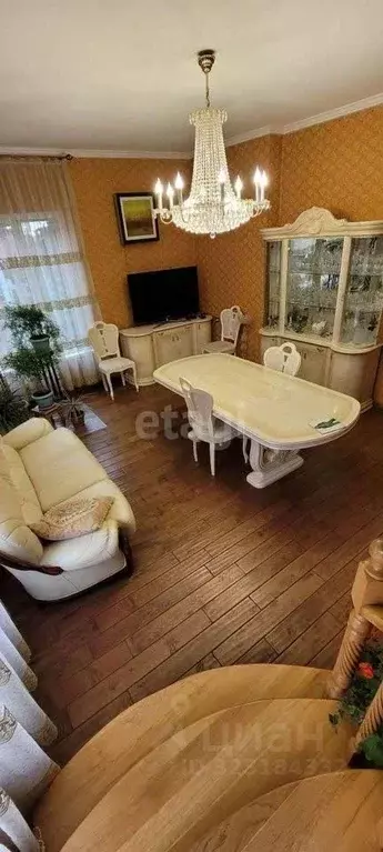 Дом в Ростовская область, Ростов-на-Дону Пахотная ул. (212 м) - Фото 1