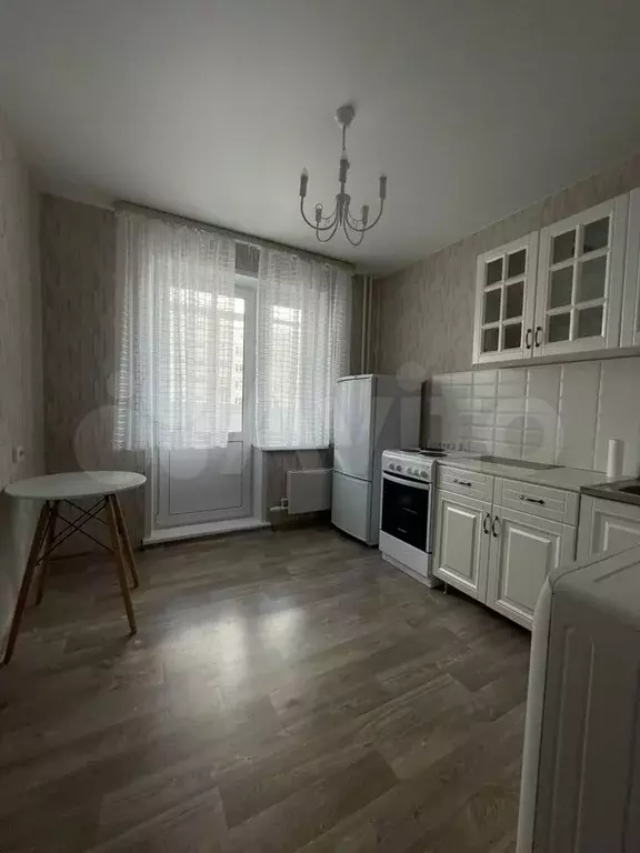 1-к. квартира, 40 м, 13/16 эт. - Фото 1