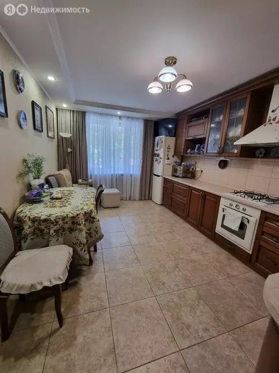 2-комнатная квартира: Владикавказ, улица Алихана Гагкаева, 5к7 (62 м) - Фото 1