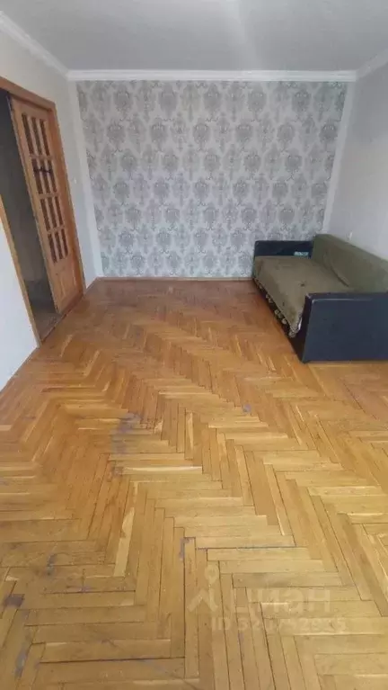2-к кв. Кабардино-Балкария, Нальчик Кабардинская ул., 58 (50.0 м) - Фото 0