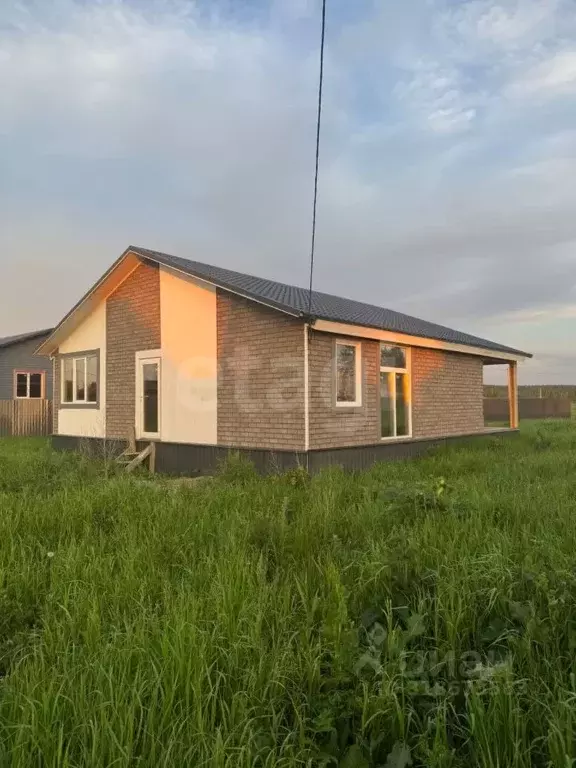 Дом в Новосибирская область, Новосибирский район, с. Кубовая ул. ... - Фото 0