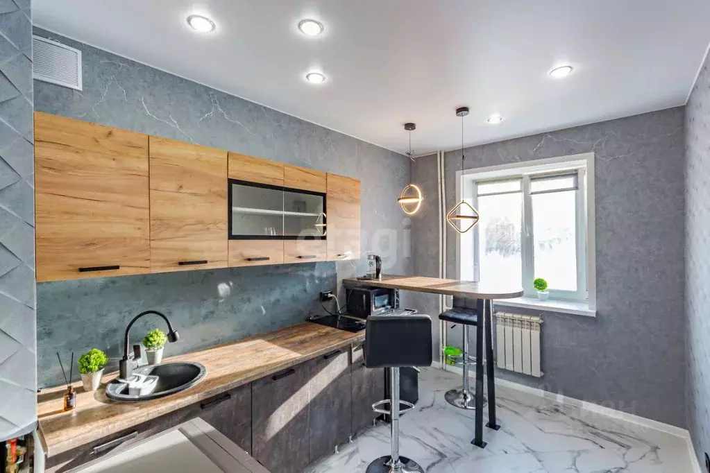 3-к кв. Вологодская область, Вологда ул. Инженерная, 22 (62.1 м) - Фото 1