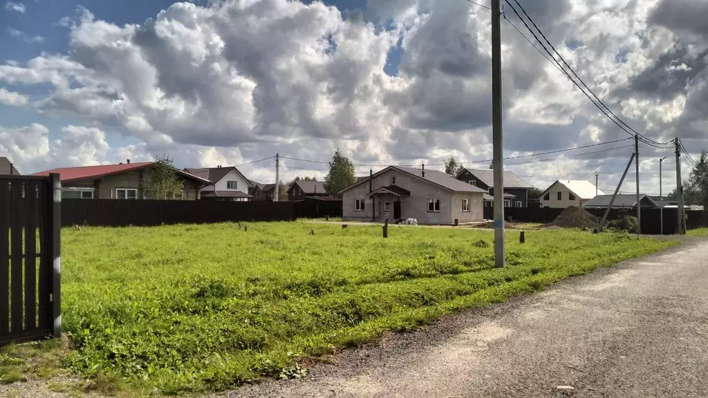 Участок в Московская область, Дмитровский муниципальный округ, д. ... - Фото 1