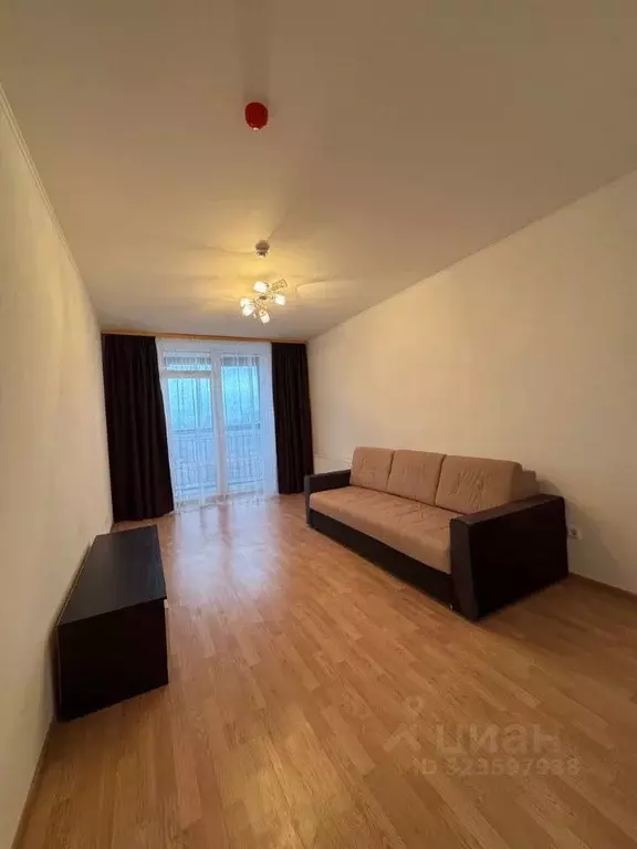 1-к кв. Свердловская область, Екатеринбург пер. Сосновый, 14 (52.6 м) - Фото 1