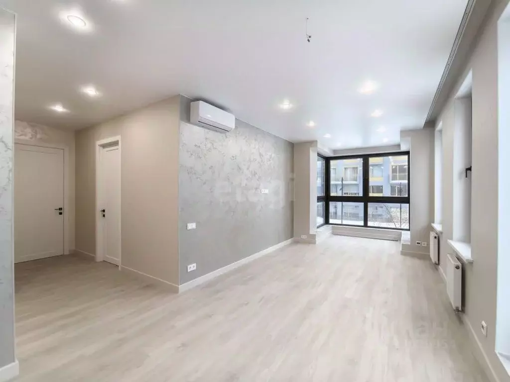 3-к кв. Тюменская область, Тюмень ул. Газовиков, 36 (98.3 м) - Фото 1