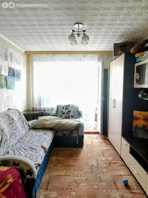2-комнатная квартира: Ирбит, улица Белинского, 2 (43.6 м) - Фото 0