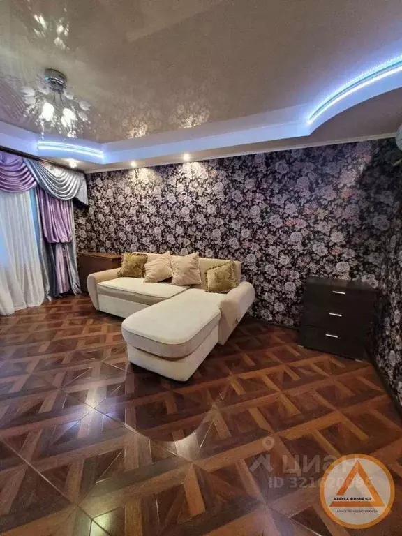 3-к кв. Краснодарский край, Туапсе Звездная ул. (66.1 м) - Фото 1