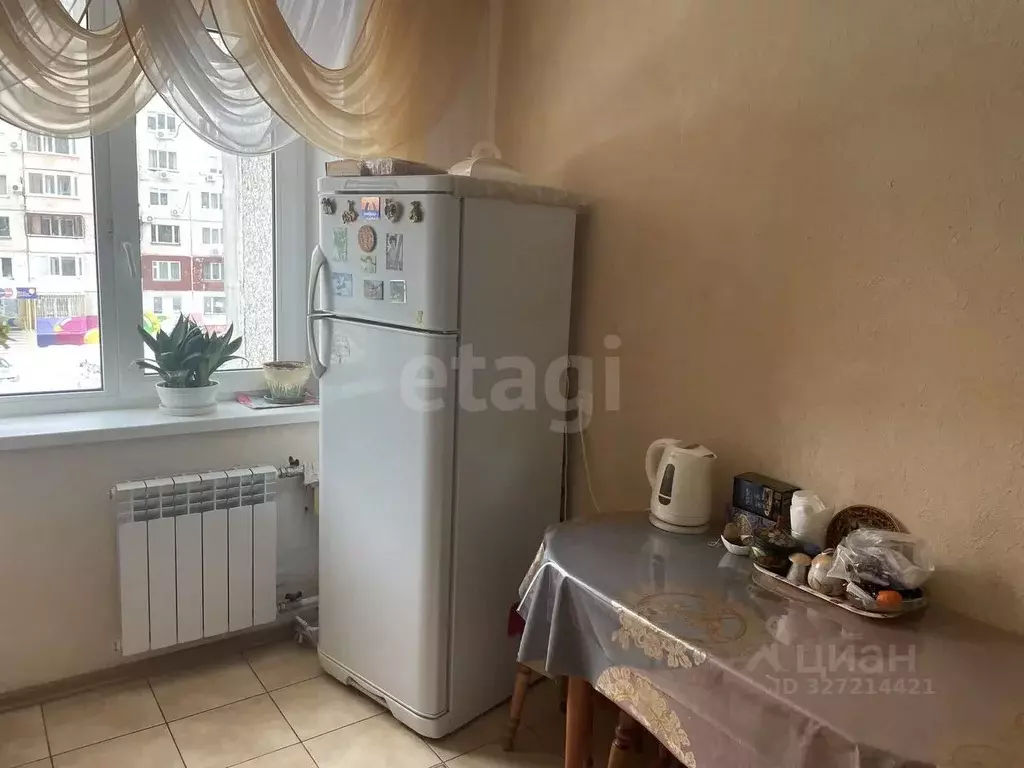 Комната Тюменская область, Тюмень ул. Мельникайте, 127а (14.0 м) - Фото 1