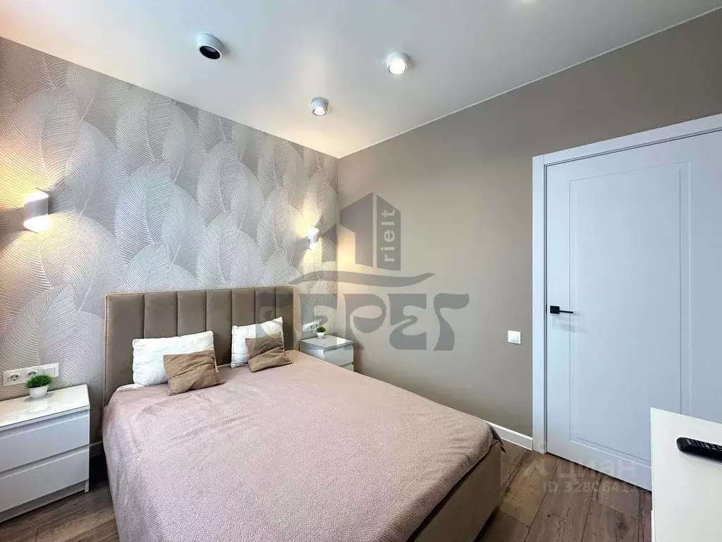 2-к кв. Татарстан, Казань ул. Мансура Хасанова, 13 (40.0 м) - Фото 1