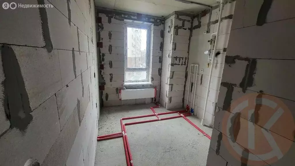 2-комнатная квартира: Симферопольский район, Мирновское пос., с. ... - Фото 1