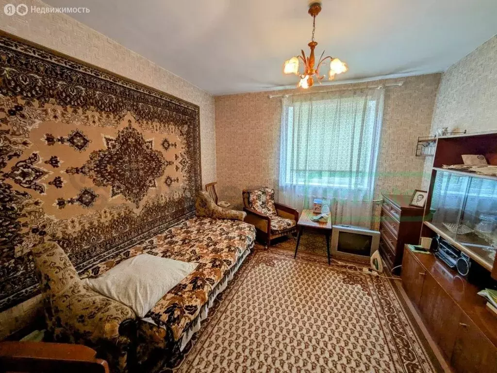 3-комнатная квартира: Калининград, улица Юрия Гагарина, 8 (66 м) - Фото 0